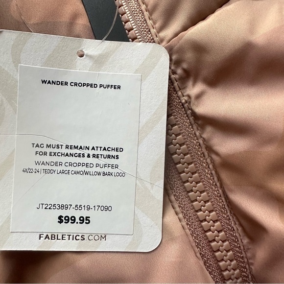 Fabletics Wander Cropped Puffer Jacket Camo Willow Bark  Plus Size 4XL NWT - Picture 10 of 13